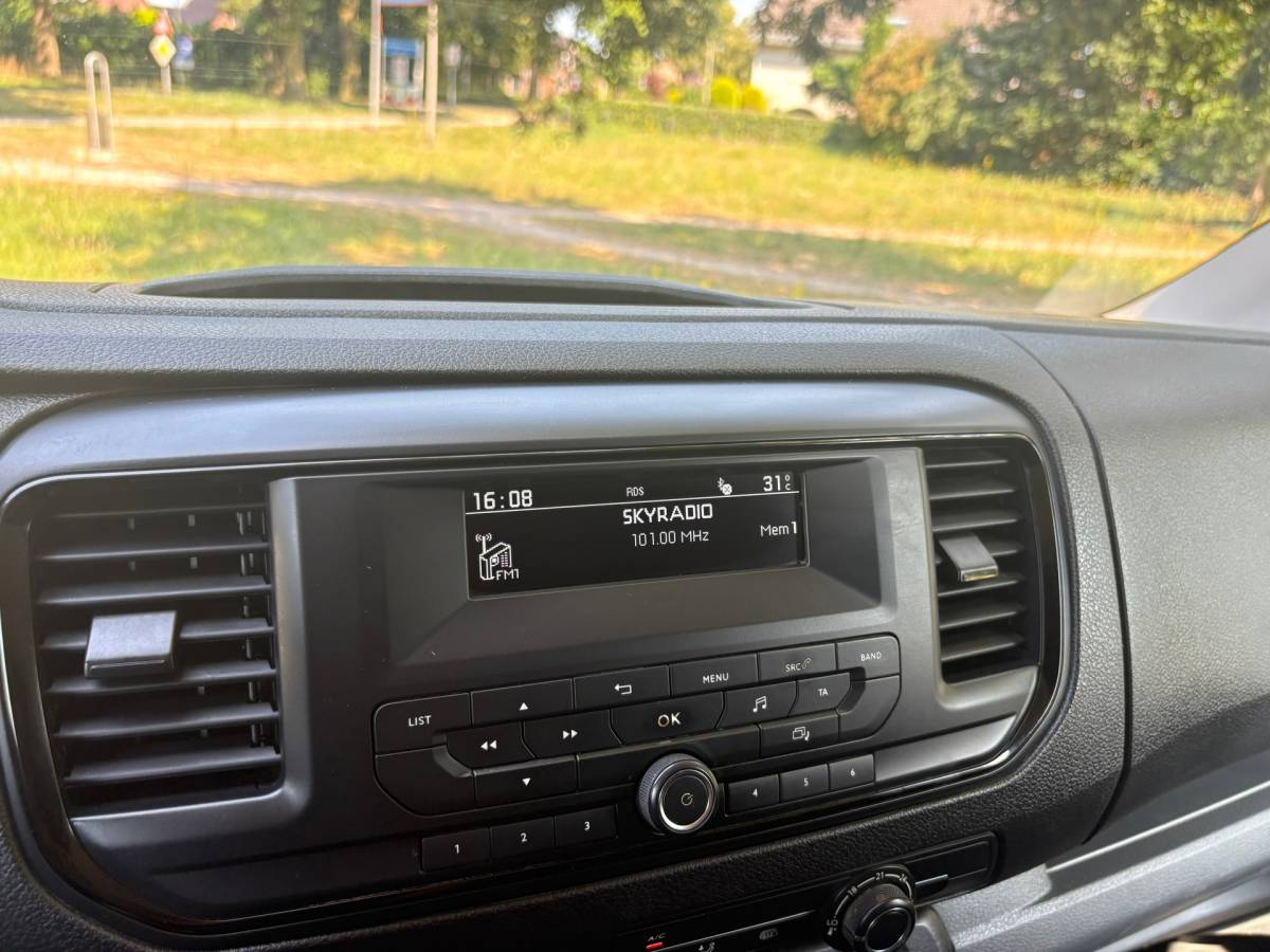 Toyota ProAce Toyota PROACE Worker 2.0 D-4D Cool Long||NAP|airco|cruise|bluetooth|trekhaak|dubbele schuifdeuren|DAB+|elektrisch pakket|EURO6