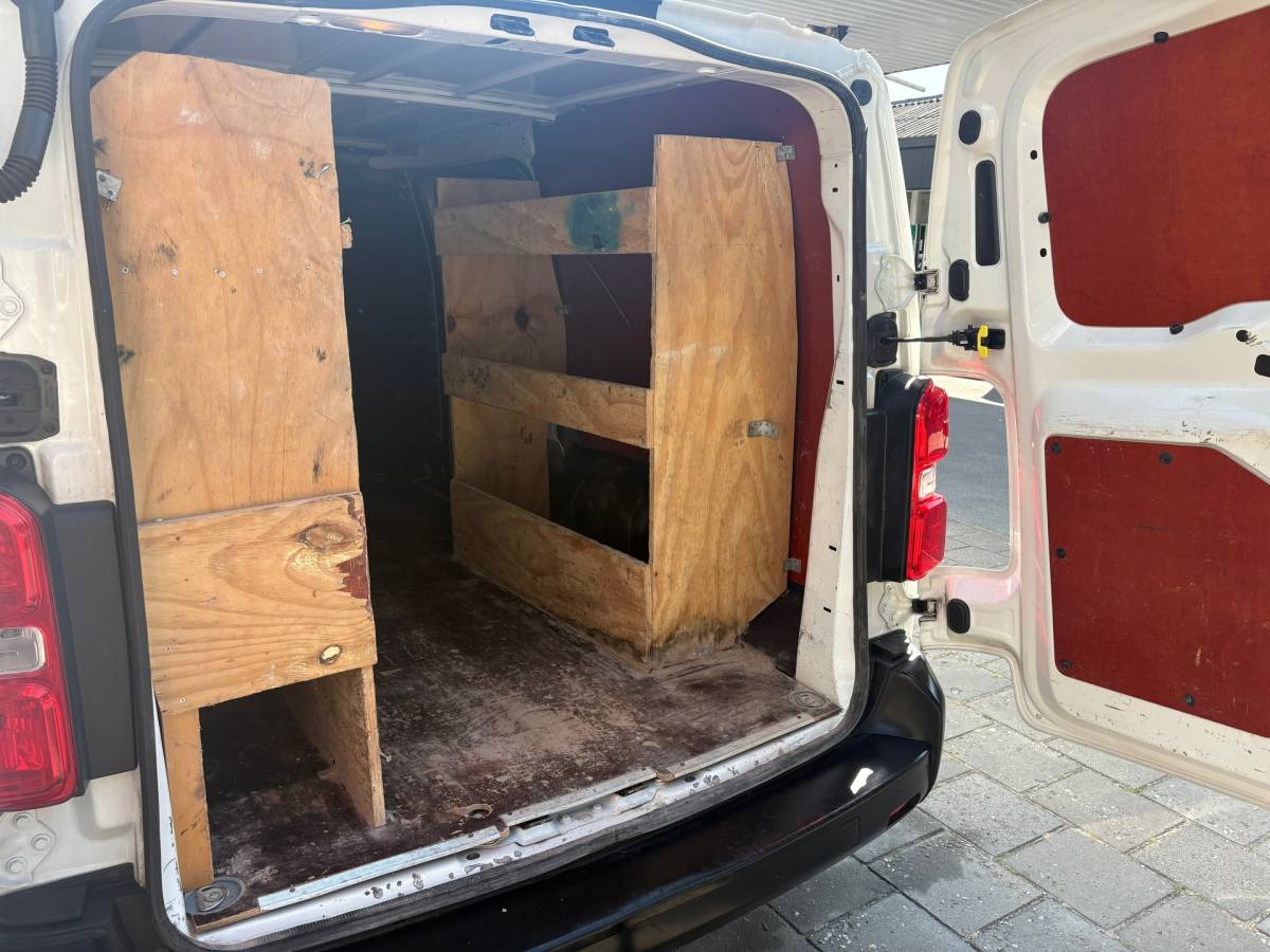 Toyota ProAce Toyota PROACE Worker 2.0 D-4D Cool Long||NAP|airco|cruise|bluetooth|trekhaak|dubbele schuifdeuren|DAB+|elektrisch pakket|EURO6