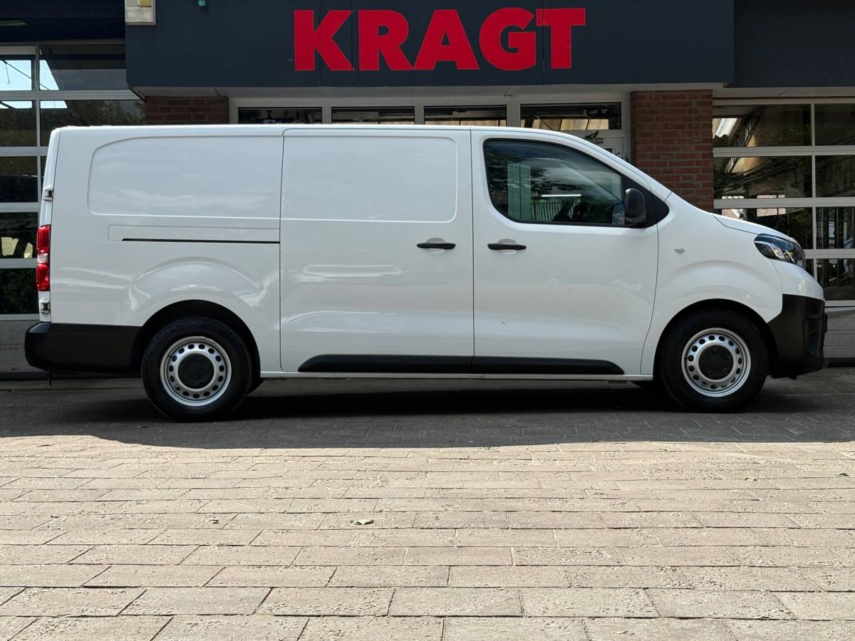 Toyota ProAce Toyota PROACE Worker 2.0 D-4D Cool Long||NAP|airco|cruise|bluetooth|trekhaak|dubbele schuifdeuren|DAB+|elektrisch pakket|EURO6