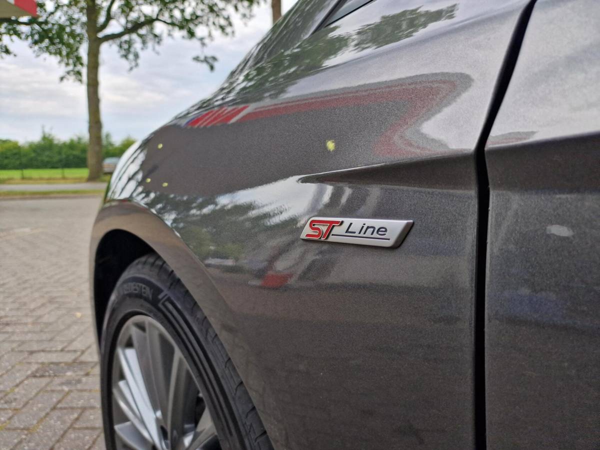 Ford Focus Ford Focus 1.5 ST-Line|Clima|Cruise|Navi|Camera|Xenon|150PK|