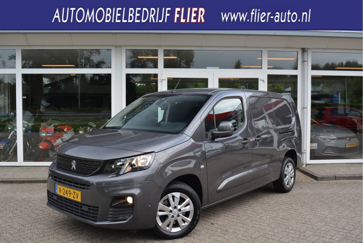 Peugeot Partner Peugeot Partner 1.5 BlueHDI Asphalt Long L2 | 2X SD | LM | Camera | PDC | StoelVW | Orig. NL | NAP |