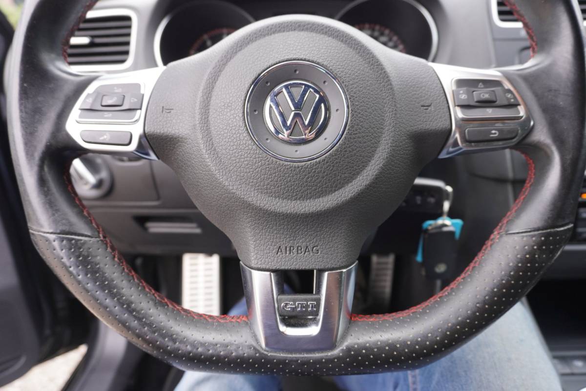 Volkswagen Golf Volkswagen Golf 2.0 GTI 5Drs Clima Navi Xenon