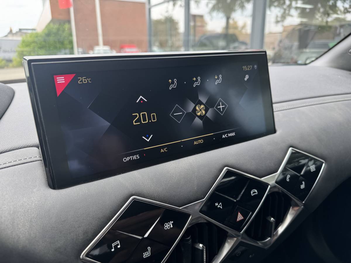 DS DS 3 DS 3 Crossback 1.2 PureTech Grand Chic LEDER-MASSAGE-CAMERA