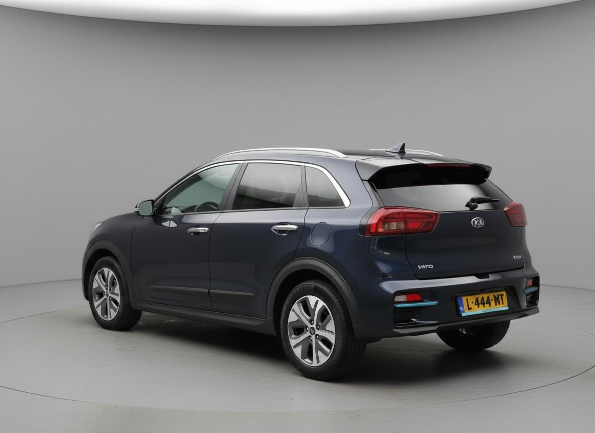 Kia e-Niro Kia e-Niro DynamicPlusLine 39kWh | Trekhaak | Schuifdak | SOH 98,8%