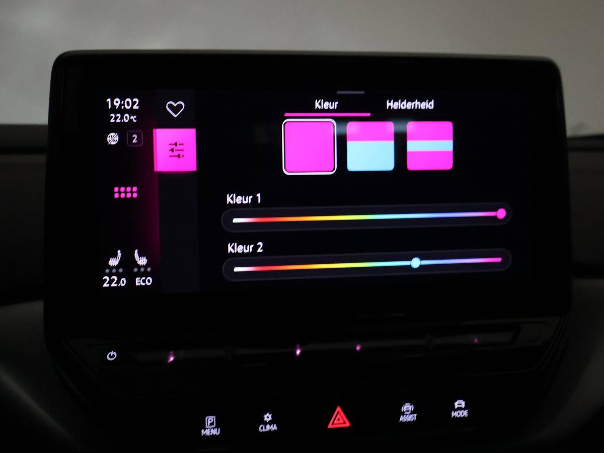 Volkswagen ID.4 Volkswagen ID.4 PRO 77 kWh 204 PK MOONSTONE GREY + CAMERA | ADAPTIVE CRUISE | SFEER | STOELVERWARMING