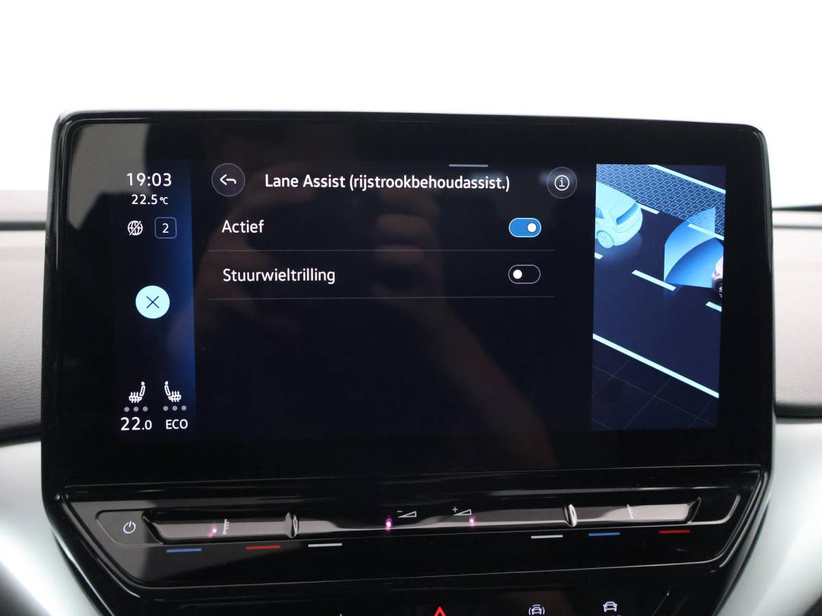 Volkswagen ID.4 Volkswagen ID.4 PRO 77 kWh 204 PK MOONSTONE GREY + CAMERA | ADAPTIVE CRUISE | SFEER | STOELVERWARMING