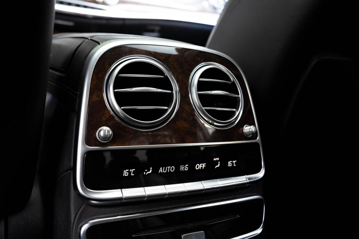 Mercedes-Benz S-Klasse Mercedes-Benz S-klasse 600 | Pano | V12 | Burmester | 360 Camera | Rear Entertainment System