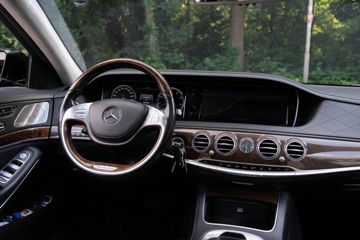 Mercedes-Benz S-Klasse Mercedes-Benz S-klasse 600 | Pano | V12 | Burmester | 360 Camera | Rear Entertainment System