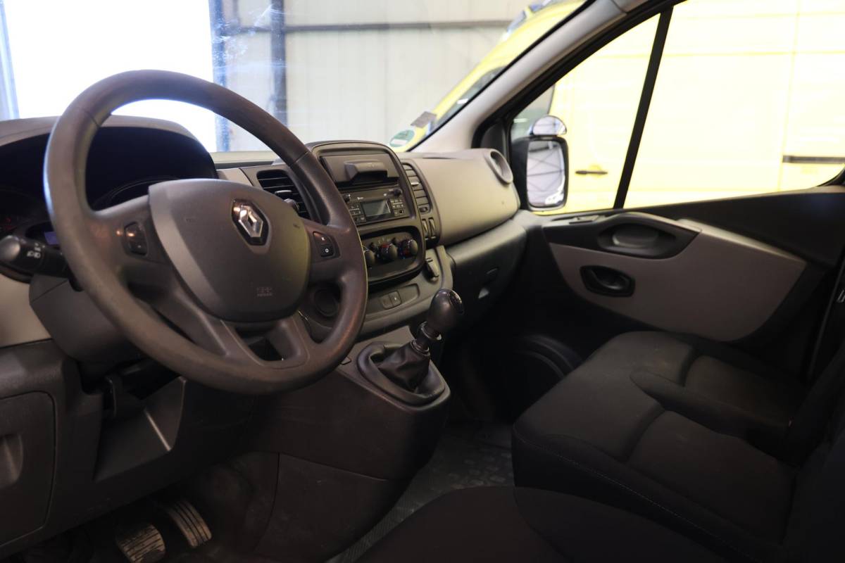 Renault Trafic Renault Trafic 1.6 dCi T29 L2H1 LANG AIRCO TREKHAAK