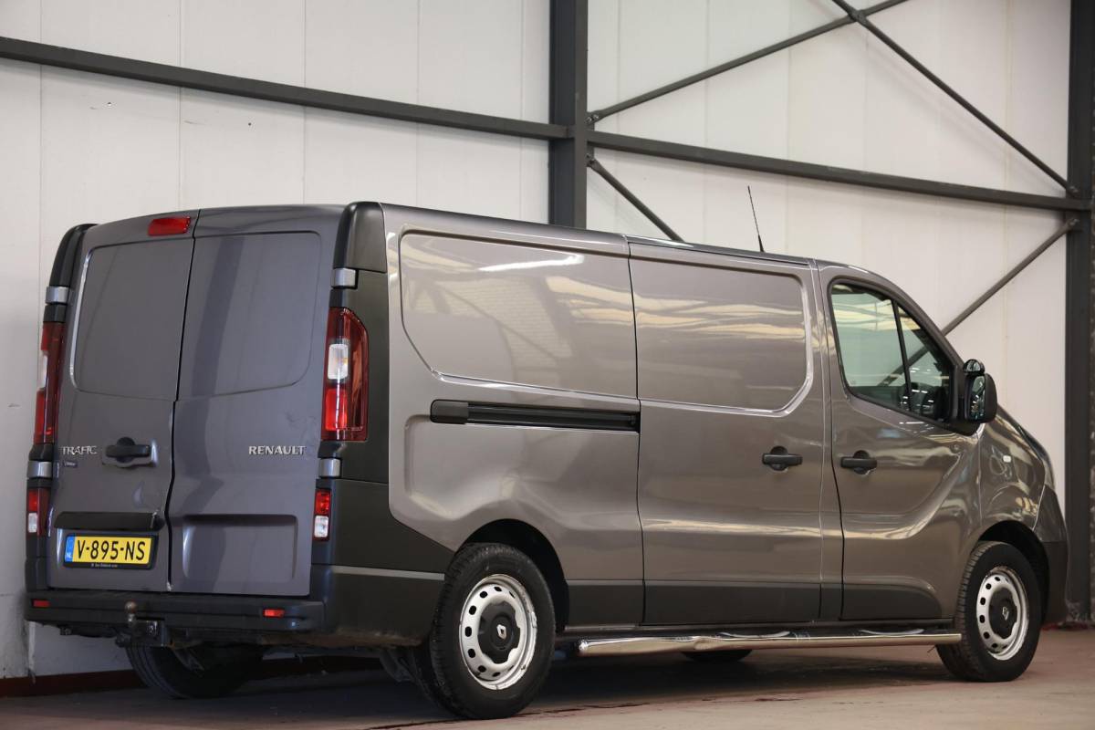 Renault Trafic Renault Trafic 1.6 dCi T29 L2H1 LANG AIRCO TREKHAAK