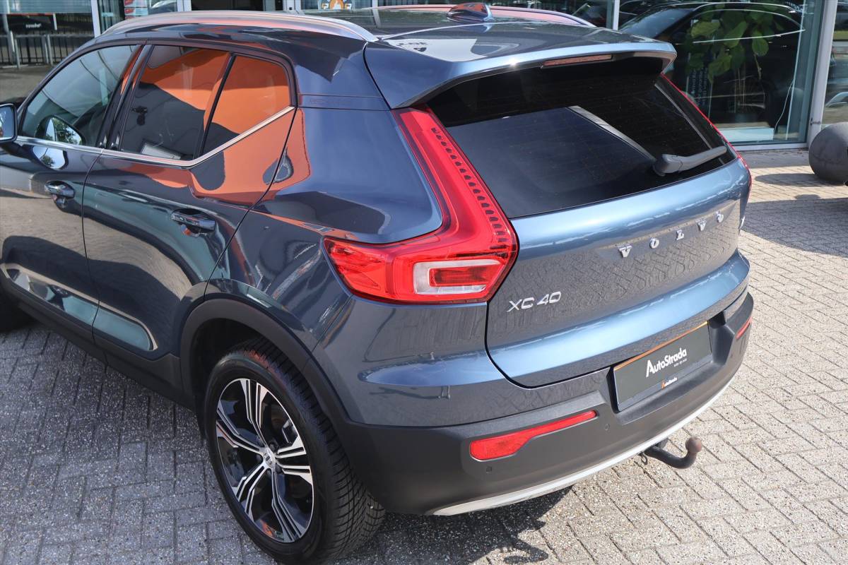 Volvo XC40 Volvo Xc40 T4 Recharge Inscription 211pk SoH 92% | Leder | Virtual | Climate | Camera | Cruise | Keyless | Trekhaak