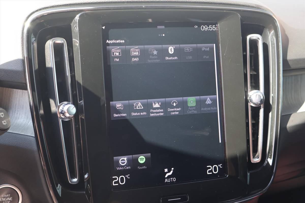 Volvo XC40 Volvo Xc40 T4 Recharge Inscription 211pk SoH 92% | Leder | Virtual | Climate | Camera | Cruise | Keyless | Trekhaak