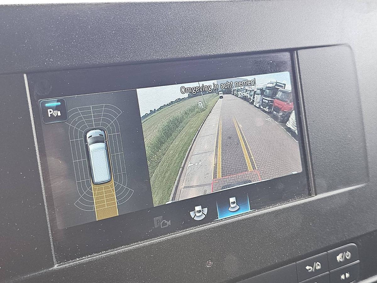 Mercedes-Benz Sprinter MERCEDES-BENZ SPRINTER 311 l1h1 2xzijdeur mbux!