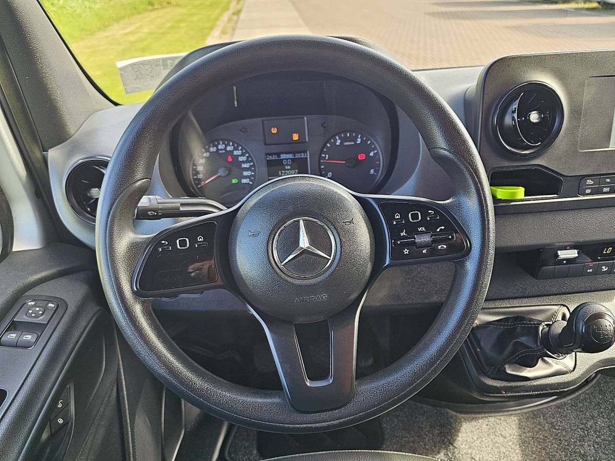 Mercedes-Benz Sprinter MERCEDES-BENZ SPRINTER 311 l1h1 2xzijdeur mbux!
