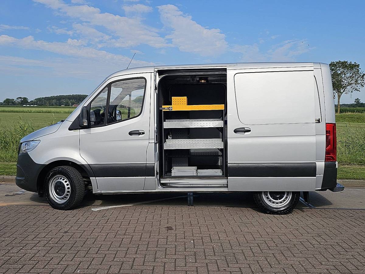 Mercedes-Benz Sprinter MERCEDES-BENZ SPRINTER 311 l1h1 2xzijdeur mbux!