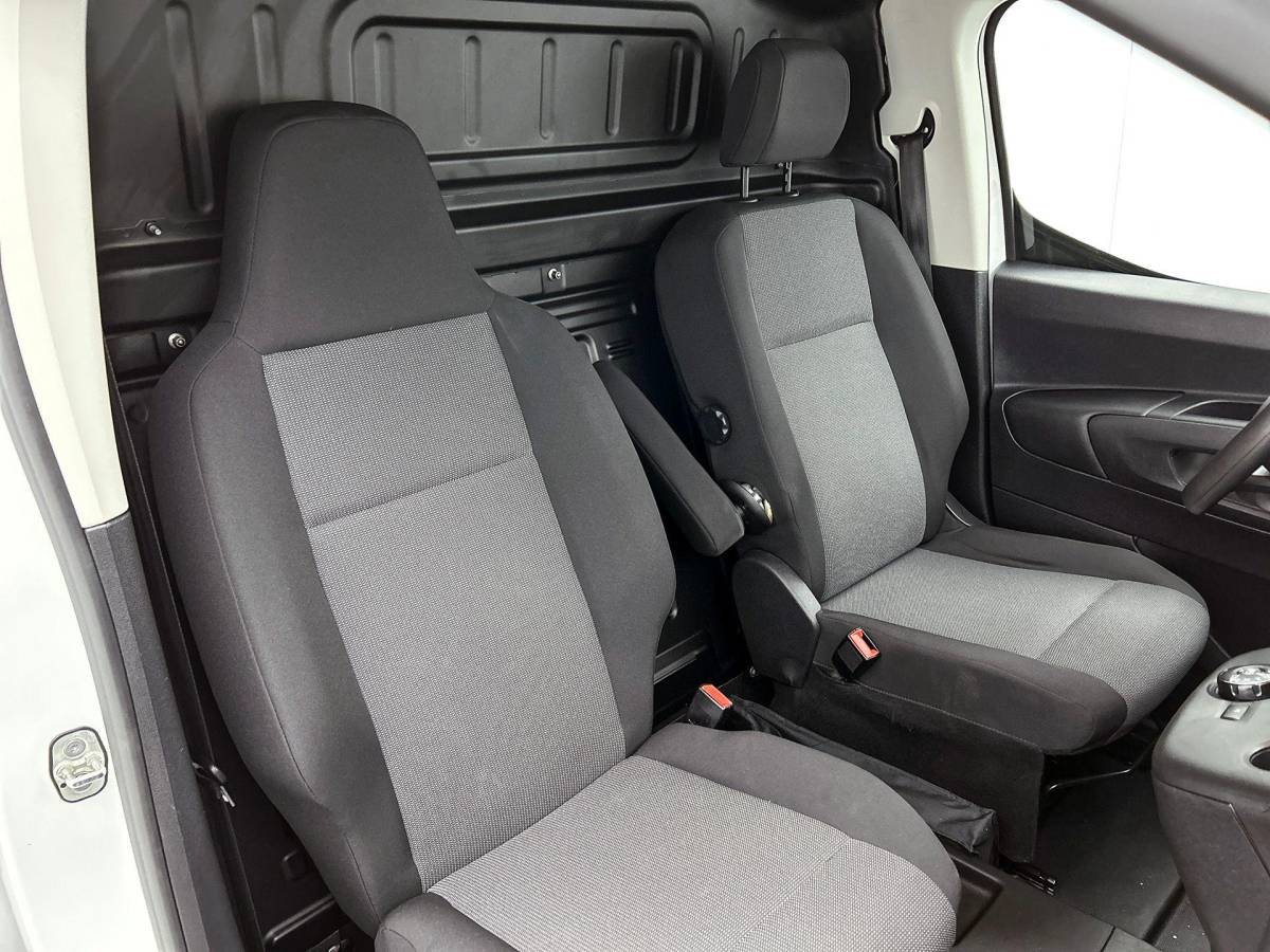 Citroën Berlingo Citroen Berlingo 1.2 130pk AUT. CAMERA | NAVI & CARPLAY | ALLE MILIEUZONES