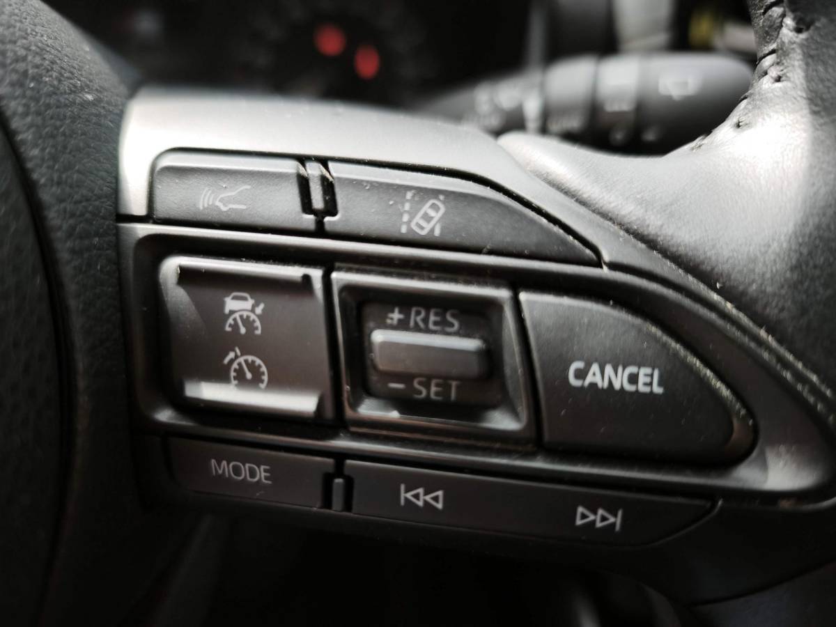 Mazda 2 Hybrid Mazda 2 Hybrid 1.5 Centre-line Stoel-Stuurverwarming Navi-Carplay Adaptiv-Cruisecontrol