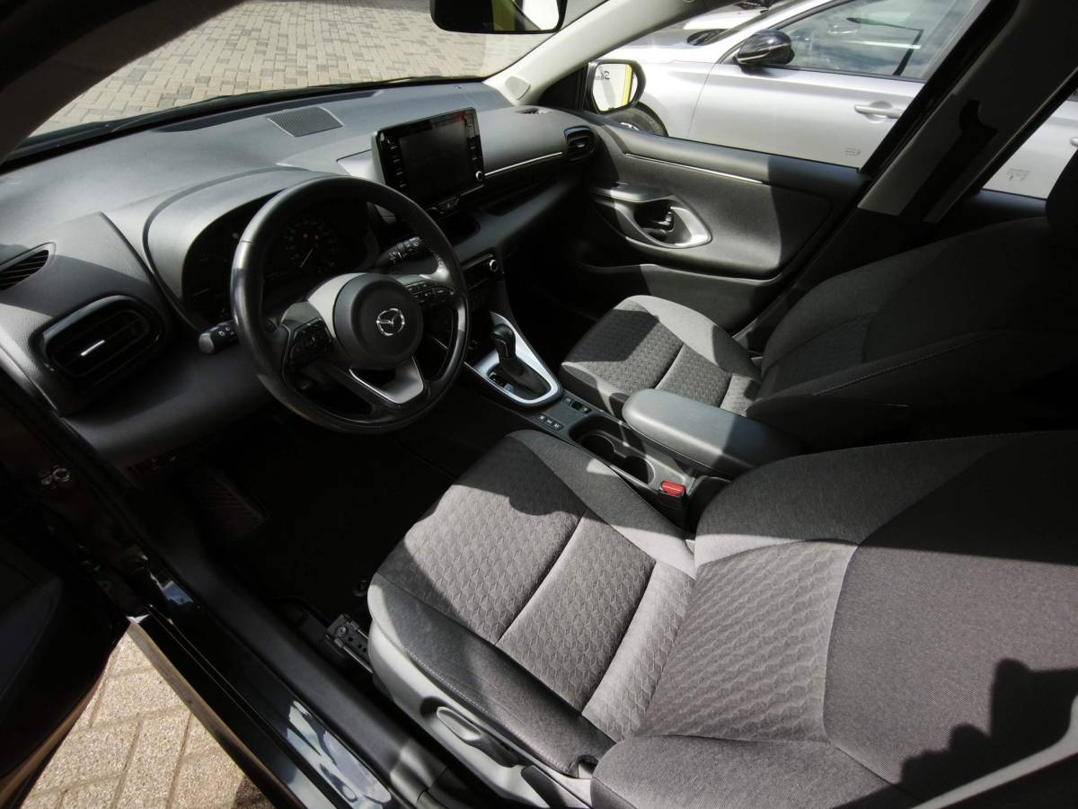 Mazda 2 Hybrid Mazda 2 Hybrid 1.5 Centre-line Stoel-Stuurverwarming Navi-Carplay Adaptiv-Cruisecontrol