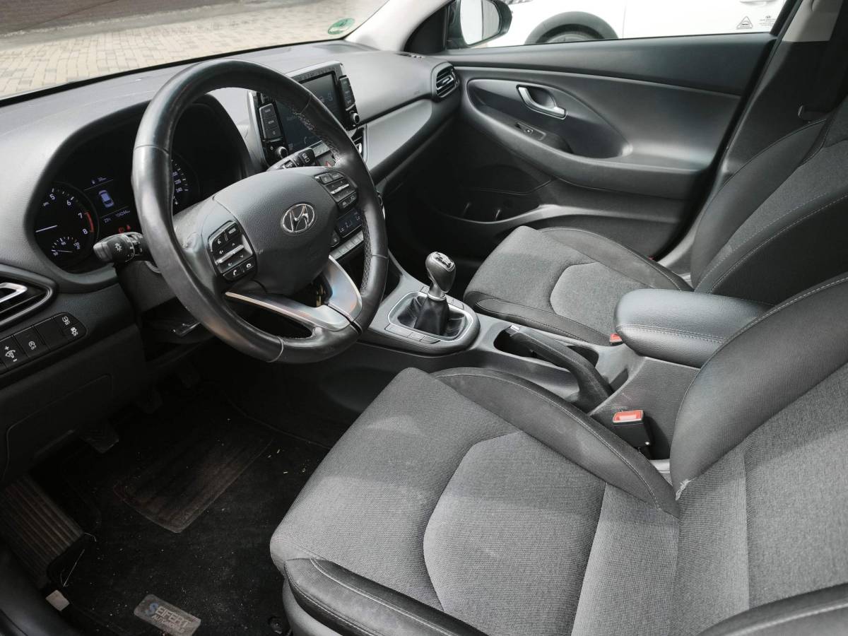 Hyundai i30 Hyundai i30 1.0 T-GDi MHEV Comfort Navi-Carplay Stoel-Stuurverwarming Camera Climate Airco