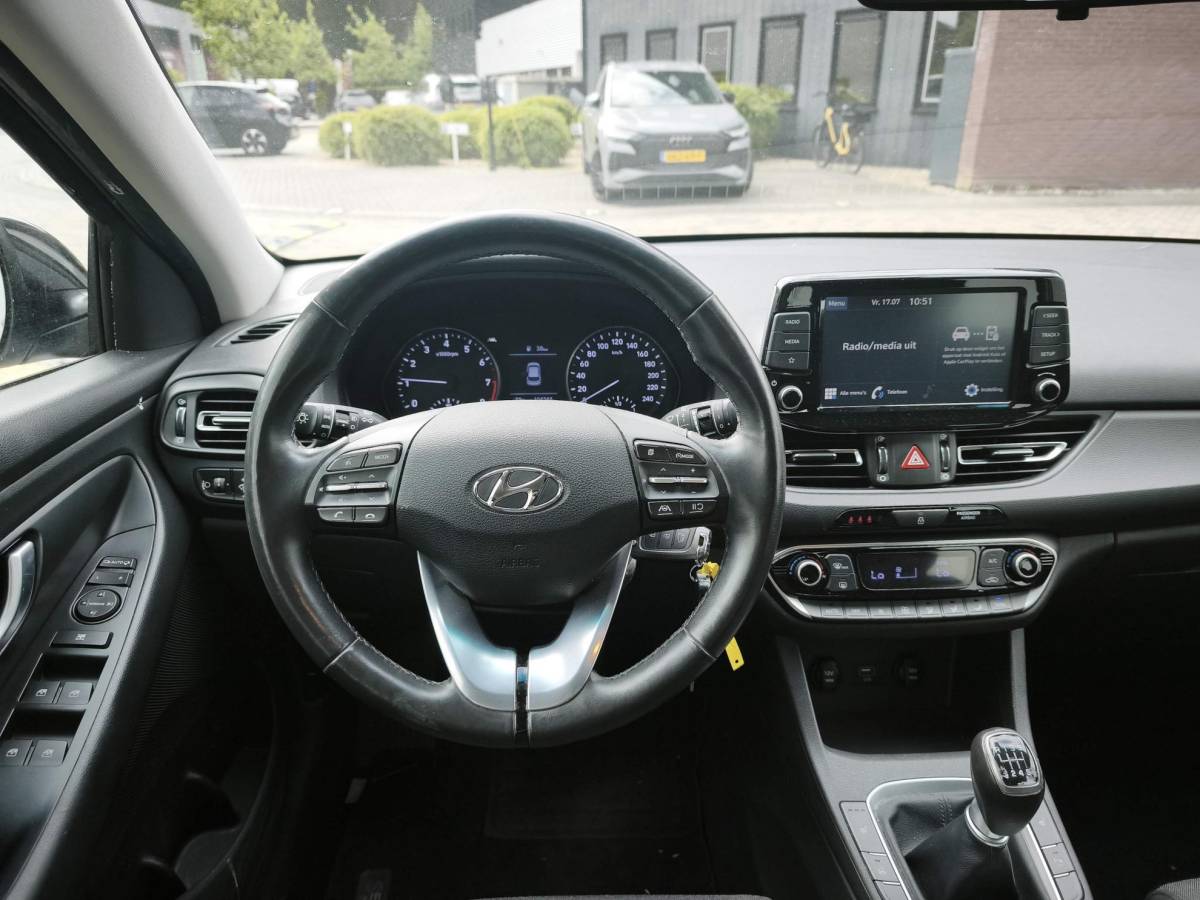 Hyundai i30 Hyundai i30 1.0 T-GDi MHEV Comfort Navi-Carplay Stoel-Stuurverwarming Camera Climate Airco