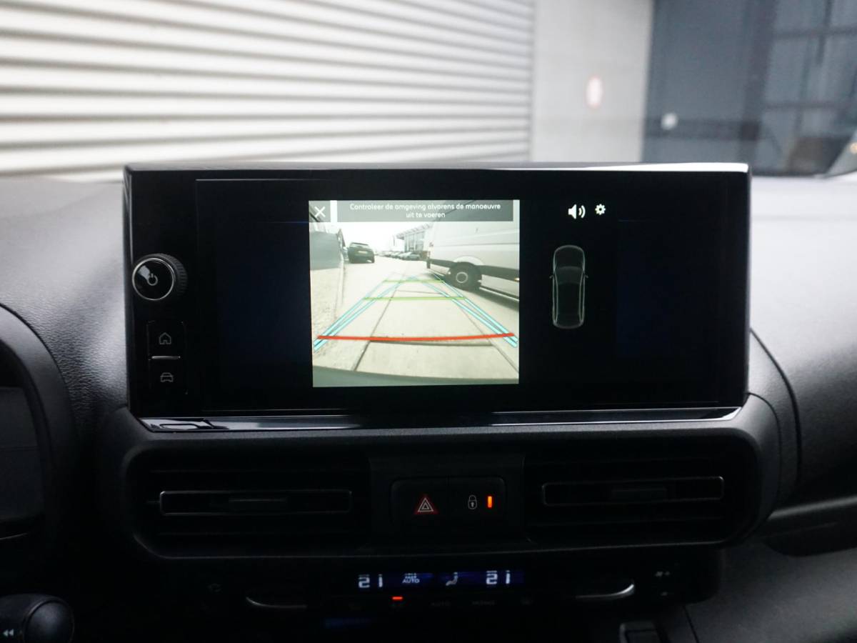Opel Combo-e Opel Combo Electric L1 50kWh | 0% rente | camera | Apple Carplay/Android Auto  | laadruimtebetimmering  | Comfort stoelen | rijklaarprijs