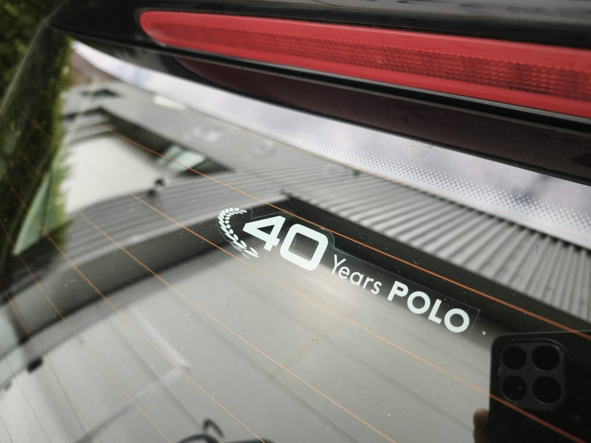 Volkswagen Polo Volkswagen Polo 1.2 TSI Comfortline Cruise-Control Navigatie Multimedia Airco