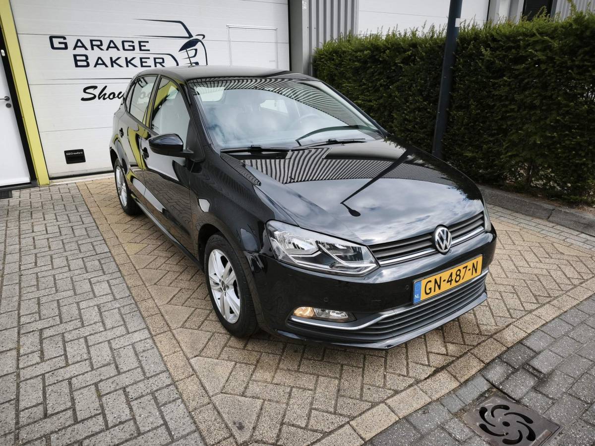 Volkswagen Polo Volkswagen Polo 1.2 TSI Comfortline Cruise-Control Navigatie Multimedia Airco