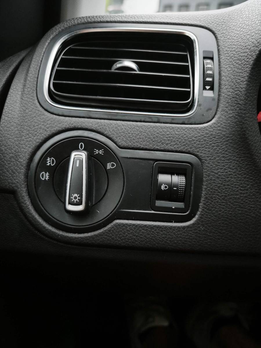 Volkswagen Polo Volkswagen Polo 1.2 TSI Comfortline Cruise-Control Navigatie Multimedia Airco