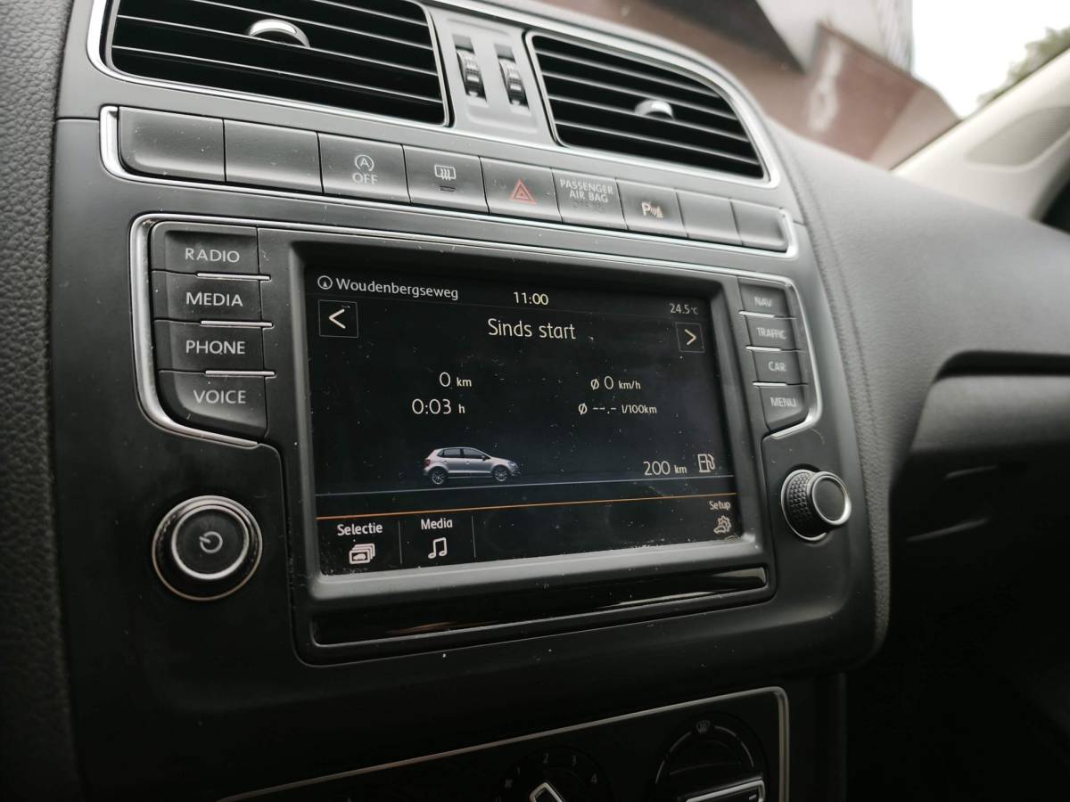 Volkswagen Polo Volkswagen Polo 1.2 TSI Comfortline Cruise-Control Navigatie Multimedia Airco
