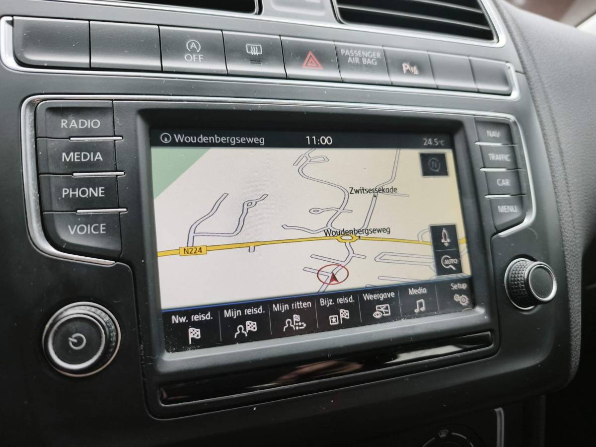 Volkswagen Polo Volkswagen Polo 1.2 TSI Comfortline Cruise-Control Navigatie Multimedia Airco