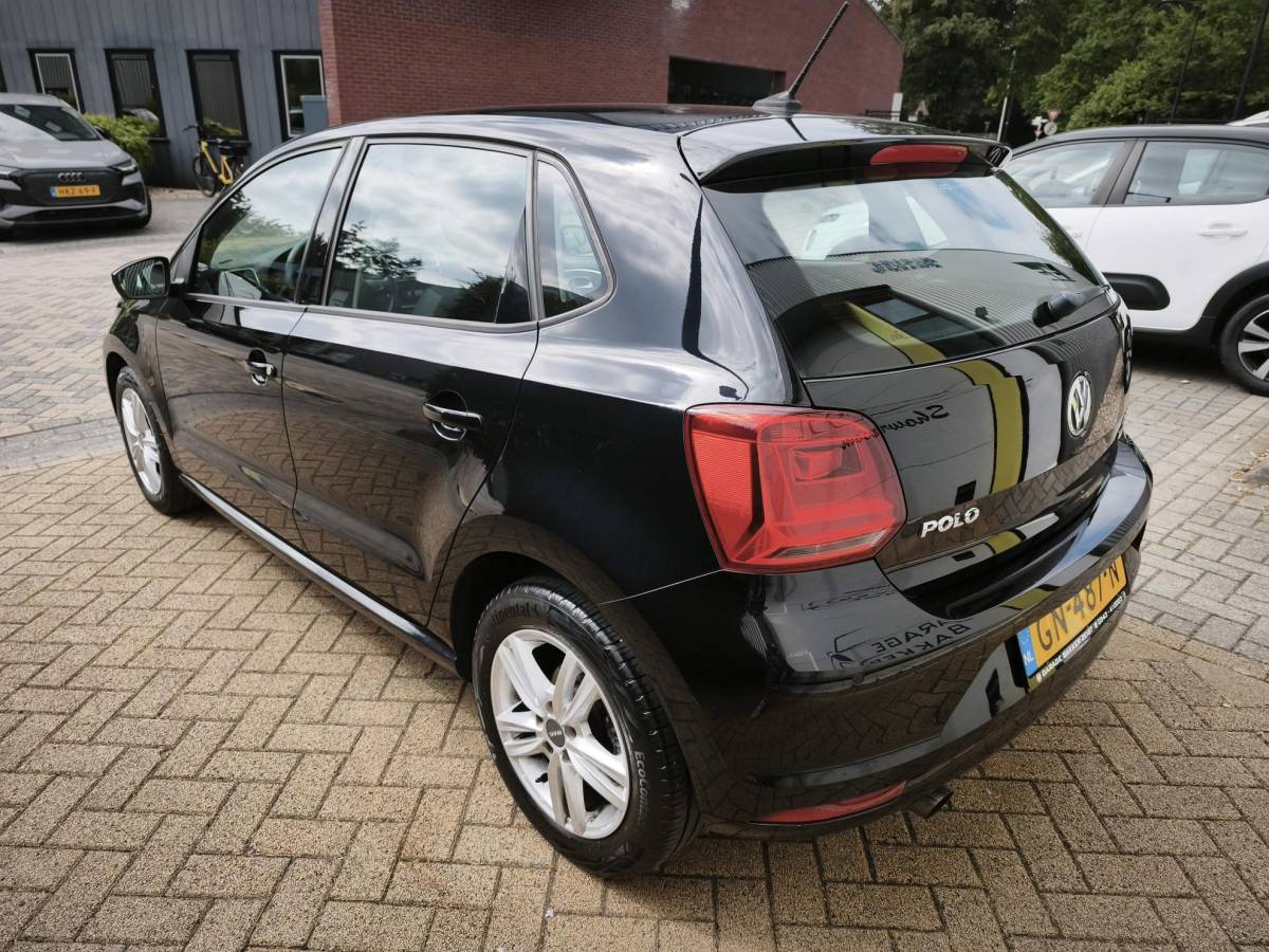 Volkswagen Polo Volkswagen Polo 1.2 TSI Comfortline Cruise-Control Navigatie Multimedia Airco