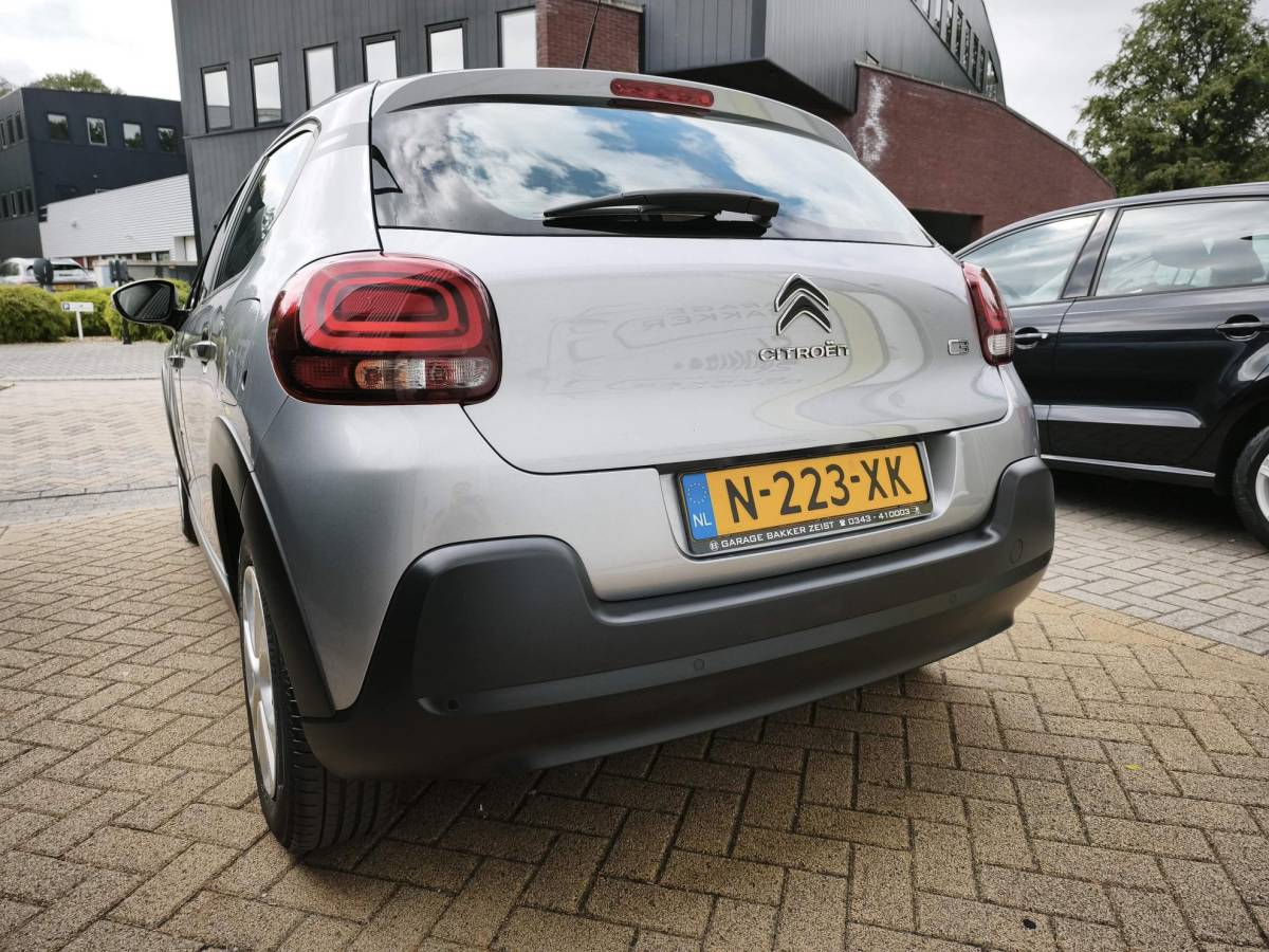 Citroën C3 Citroen C3 1.2 PureTech You Cruise-Control Parkeerhulp Bluetooth Led Orgineel NL