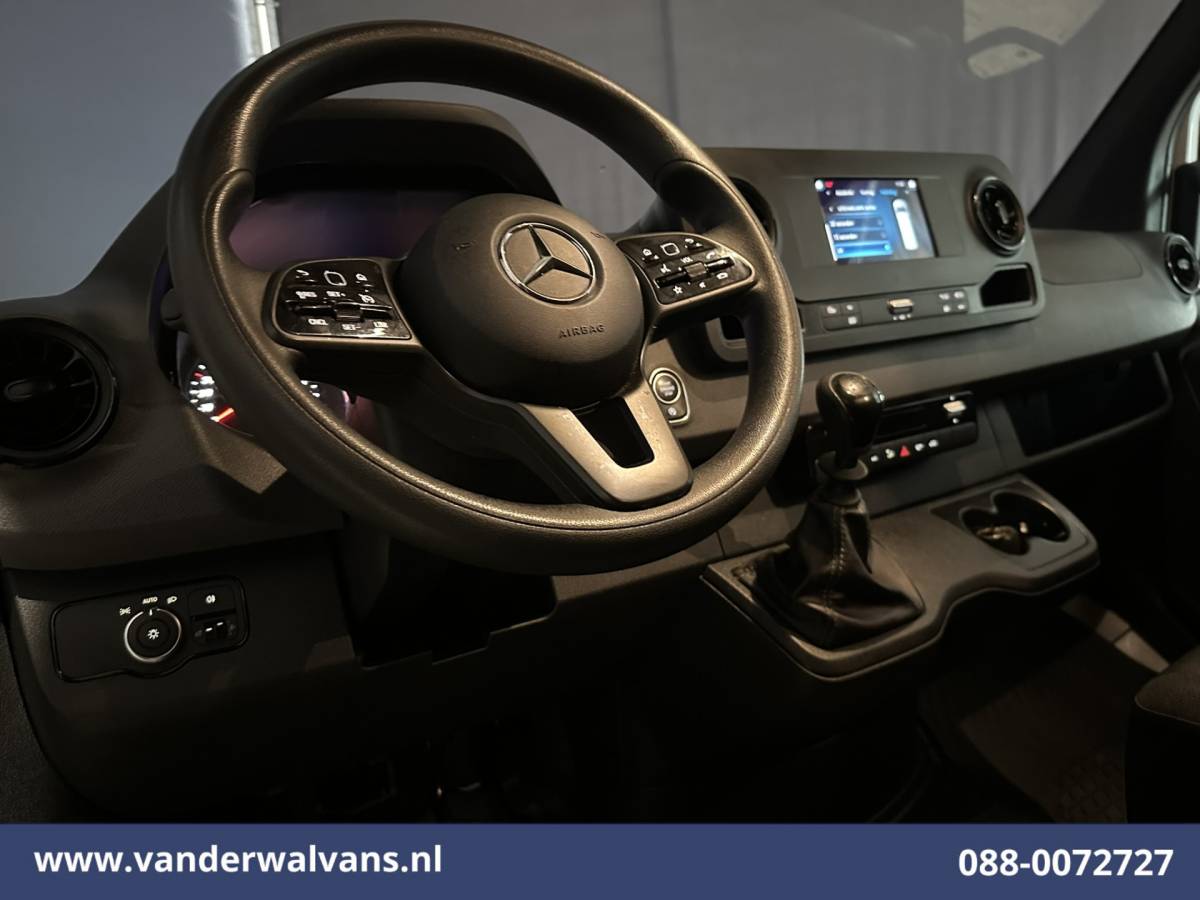 Mercedes-Benz Sprinter Mercedes-Benz Sprinter 317 CDI 170pk L3H2 Euro6 Airco | Apple Carplay | Cruisecontrol | Stoelverwarming Android Auto, Parkeersensoren, Bijrijdersbank