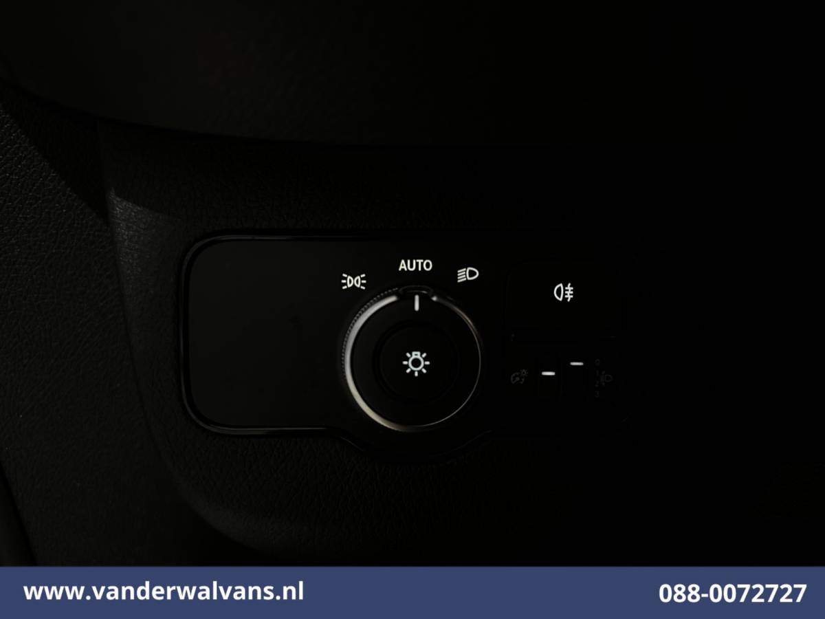 Mercedes-Benz Sprinter Mercedes-Benz Sprinter 317 CDI 170pk L3H2 Euro6 Airco | Apple Carplay | Cruisecontrol | Stoelverwarming Android Auto, Parkeersensoren, Bijrijdersbank