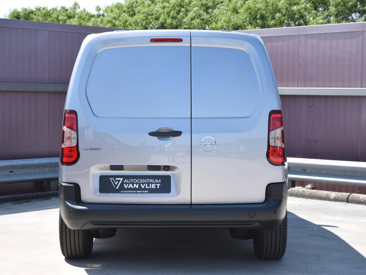 Opel Combo-e Opel Combo Electric L1 50kWh | 0% rente | camera | Apple Carplay/Android Auto  | laadruimtebetimmering  | Comfort stoelen | rijklaarprijs