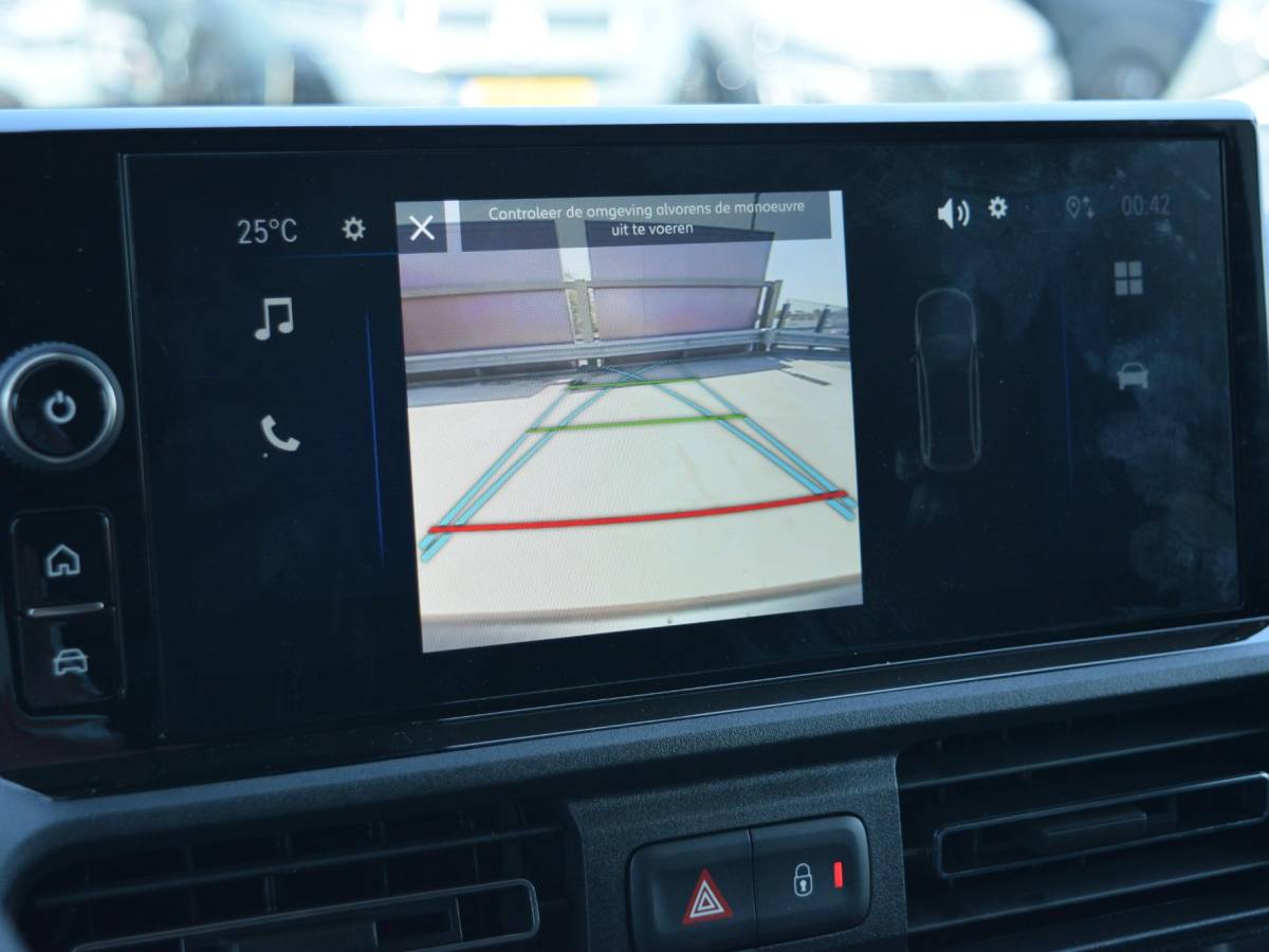 Opel Combo-e Opel Combo Electric L1 50kWh | 0% rente | camera | Apple Carplay/Android Auto  | laadruimtebetimmering  | Comfort stoelen | rijklaarprijs