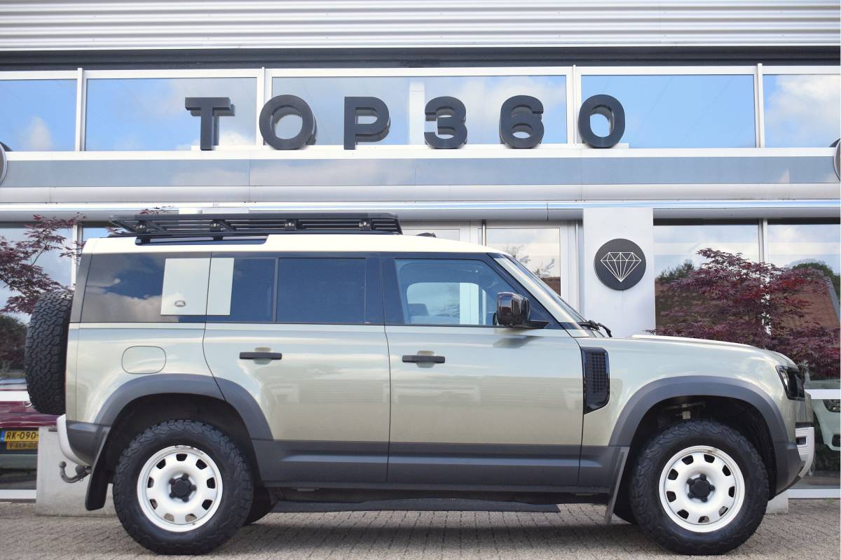 Land Rover Defender Land Rover Defender 110 2.0 P300 110 SE 7p. OrigNL 7-zits | Panodak!