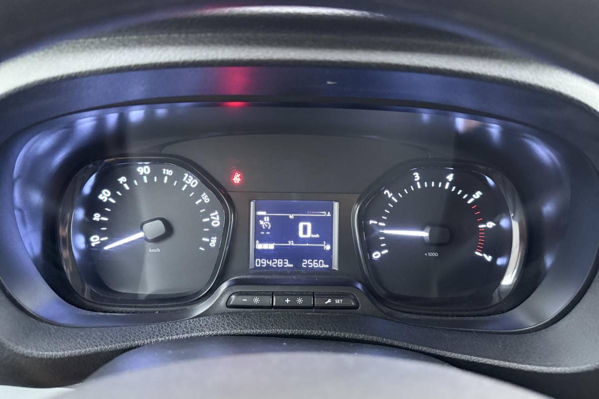 Peugeot Expert Peugeot Expert 226S 1.6 BlueHDI Premium 95 Pk | 3-Zits | Cruise Control | Airco | Laadruimte Pakket | Lage Km-Stand