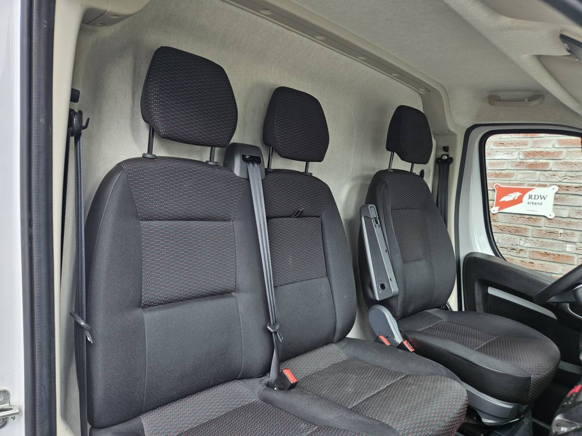 Opel Movano Opel MOVANO 2.2D 165 Zwaar L4H2 3.5t Mooie/Nette Bus! 165PK! Airco! Cruise Control! 3-Zitplaatsen!