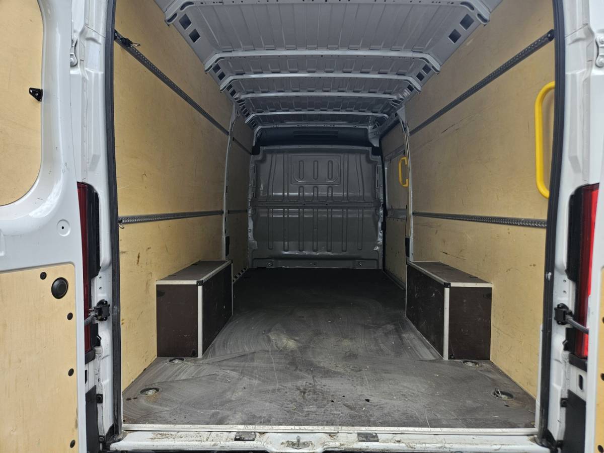 Opel Movano Opel MOVANO 2.2D 165 Zwaar L4H2 3.5t Mooie/Nette Bus! 165PK! Airco! Cruise Control! 3-Zitplaatsen!
