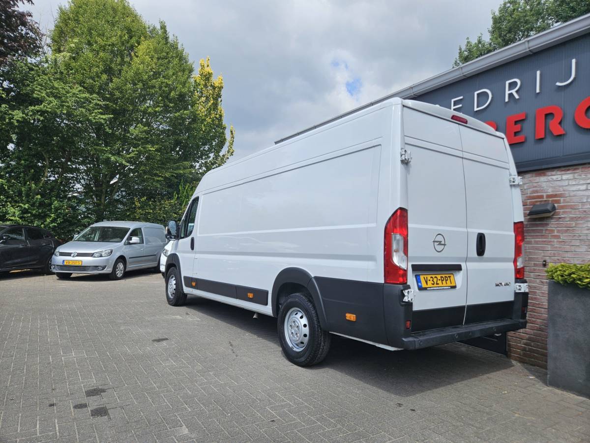 Opel Movano Opel MOVANO 2.2D 165 Zwaar L4H2 3.5t Mooie/Nette Bus! 165PK! Airco! Cruise Control! 3-Zitplaatsen!