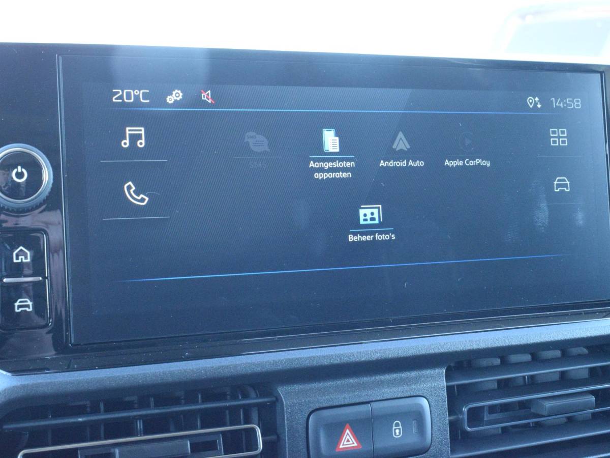 Peugeot e-Partner Peugeot e-Partner L1 50 kWh | camera | Apple Carplay/Android Auto  | laadruimtebetimmering | Comfort stoelen | rijklaarprijs