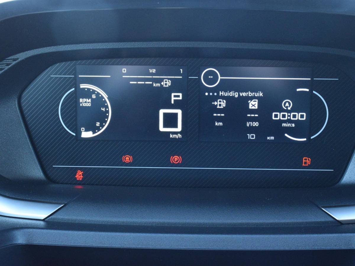 Peugeot e-Partner Peugeot e-Partner L1 50 kWh | camera | Apple Carplay/Android Auto  | laadruimtebetimmering | Comfort stoelen | rijklaarprijs