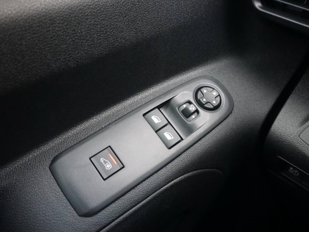 Opel Combo-e Opel Combo Electric L1 50kWh | camera | Apple Carplay/Android Auto  | laadruimtebetimmering  | Comfort stoelen | rijklaarprijs