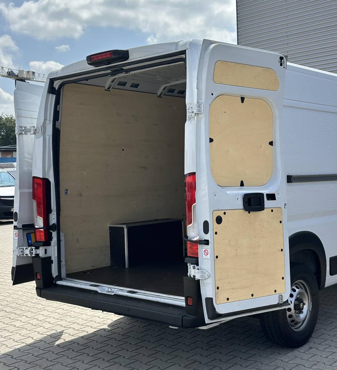 Fiat Ducato Fiat Ducato 2.2 MultiJet 140 S&S L4H2 3.5t Heavy HD