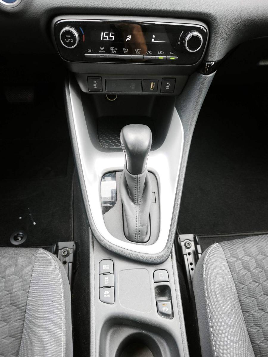 Mazda 2 Hybrid Mazda 2 Hybrid 1.5 Centre-line Adaptiv-Cruisecontrol Navi-Carplay Stoel/Stuurverwarming Android