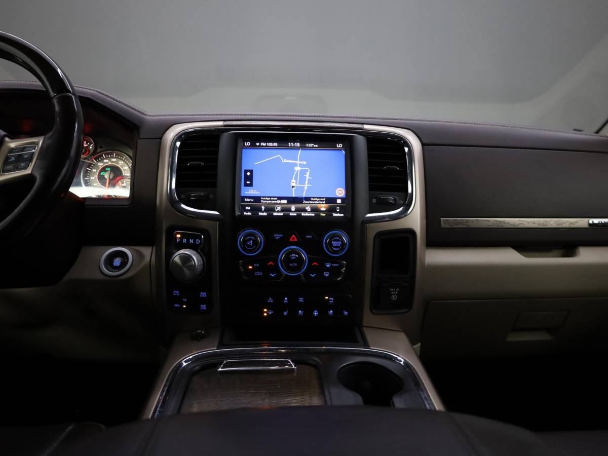 Dodge Ram 1500 Dodge Ram 1500 5.7 V8 4×4 Crew Cab Longhorn