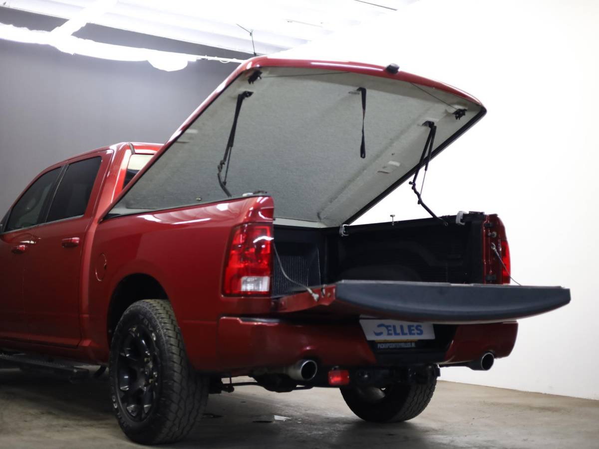 Dodge Ram 1500 Dodge Ram 1500 5.7 V8 Crew Cab | 6 Persoons | LPG Onderbouw | Deksel | Trekhaak