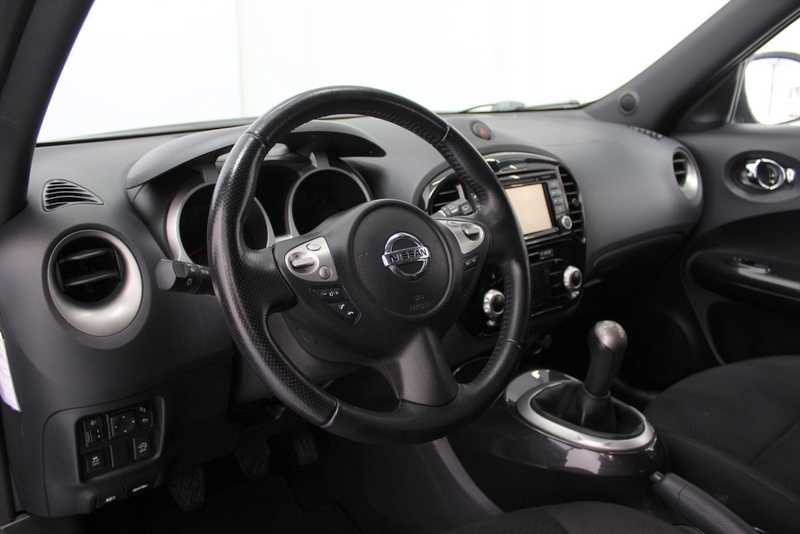 Nissan Juke Nissan Juke 1.6 Connect Edition 117PK, RIJKLAAR | TREKHAAK | NAVIGATIE | CLIMATE CONTROLE | CRUISE CONTROLE