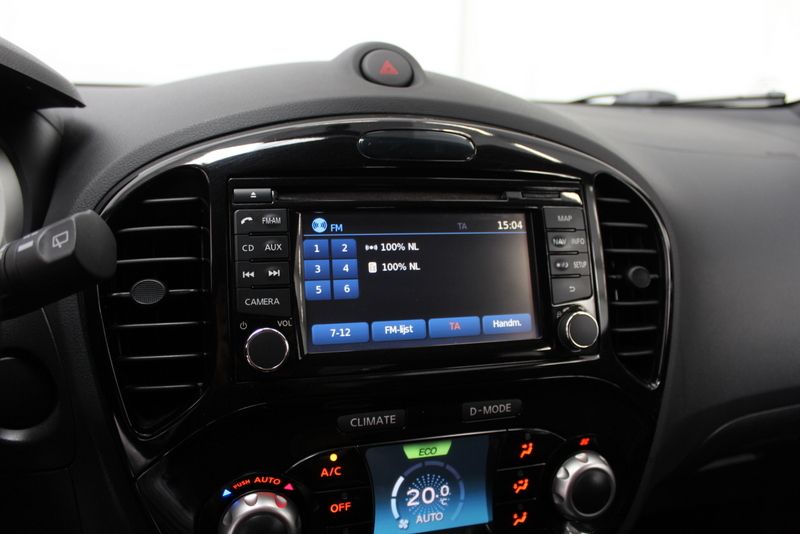 Nissan Juke Nissan Juke 1.6 Connect Edition 117PK, RIJKLAAR | TREKHAAK | NAVIGATIE | CLIMATE CONTROLE | CRUISE CONTROLE